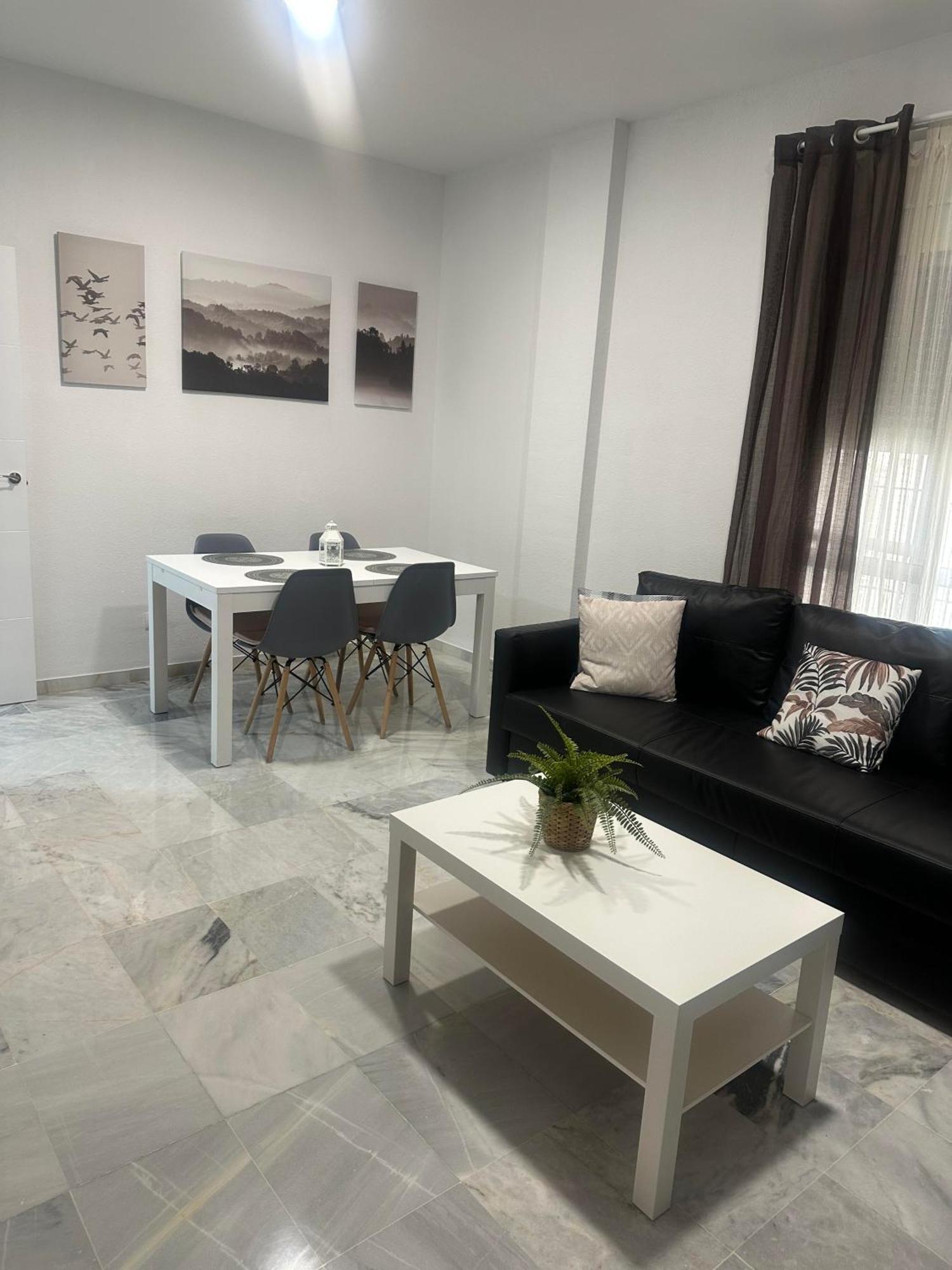 Rentalsevilla Arrayan Appartement *